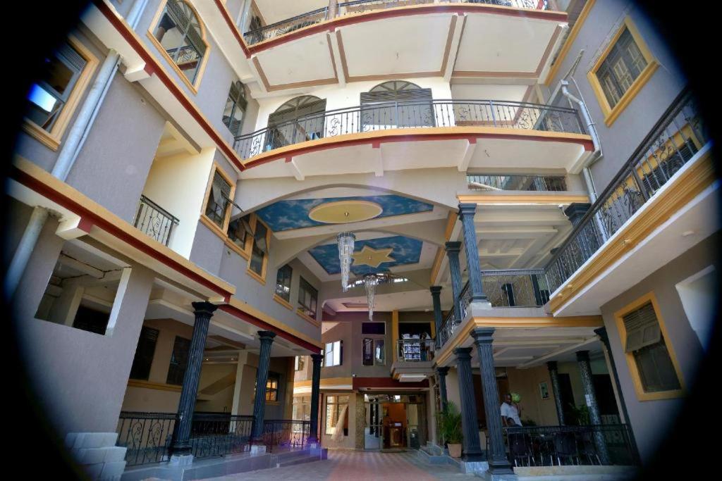 Keba Xpress Hotel - Entebbe Eksteriør billede