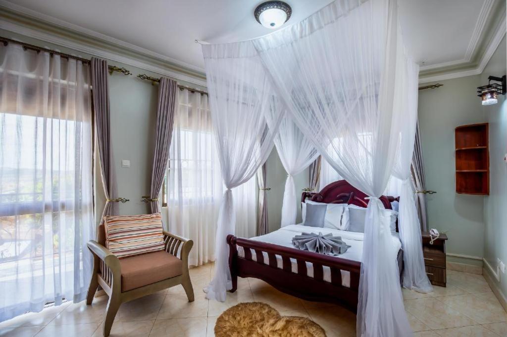 Keba Xpress Hotel - Entebbe Eksteriør billede